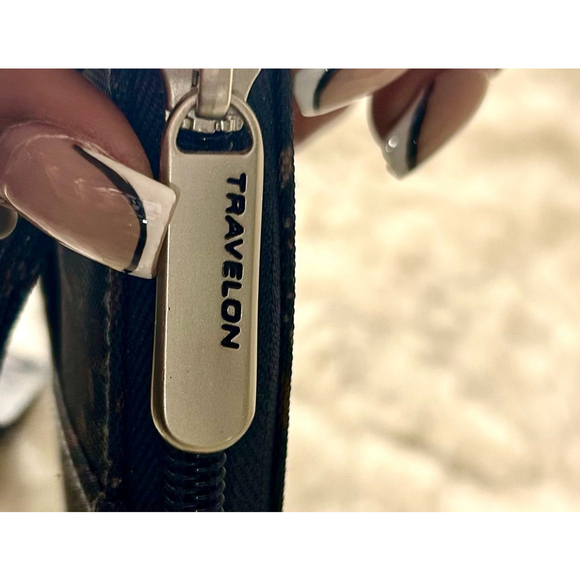 Travelon Safe ID RFID Blocking Chocolate Brown Zip around Wallet, Clutch - Picture 7 of 7